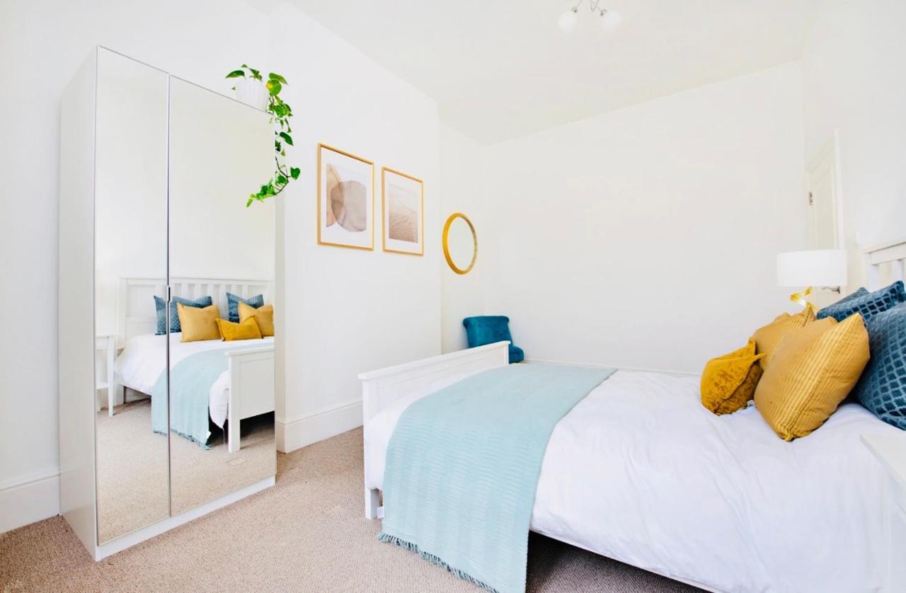 Spacious & Charming Garden Flat -Zone 2- Great For Central London Access Екстер'єр фото